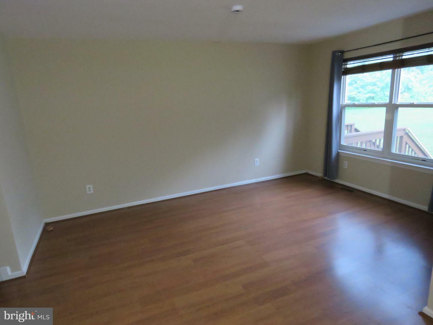 Property Photo: 636 Yale Court PA 19020