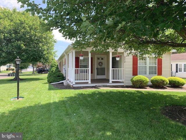 Property Photo: 212 Dove Court PA 18938