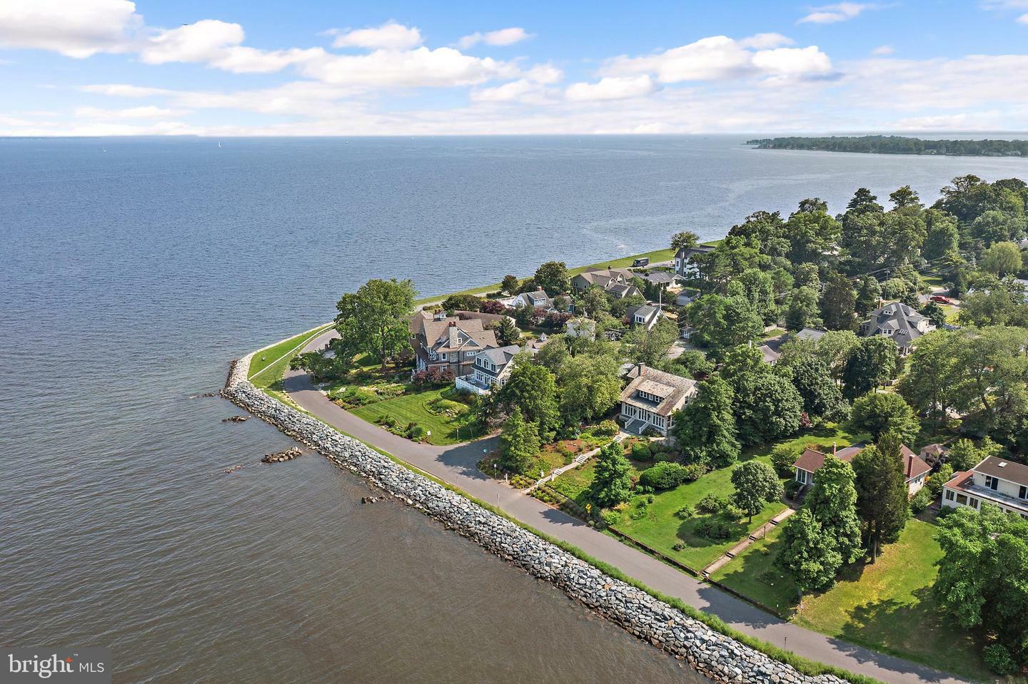 Property Photo:  2 River Drive  MD 21403 