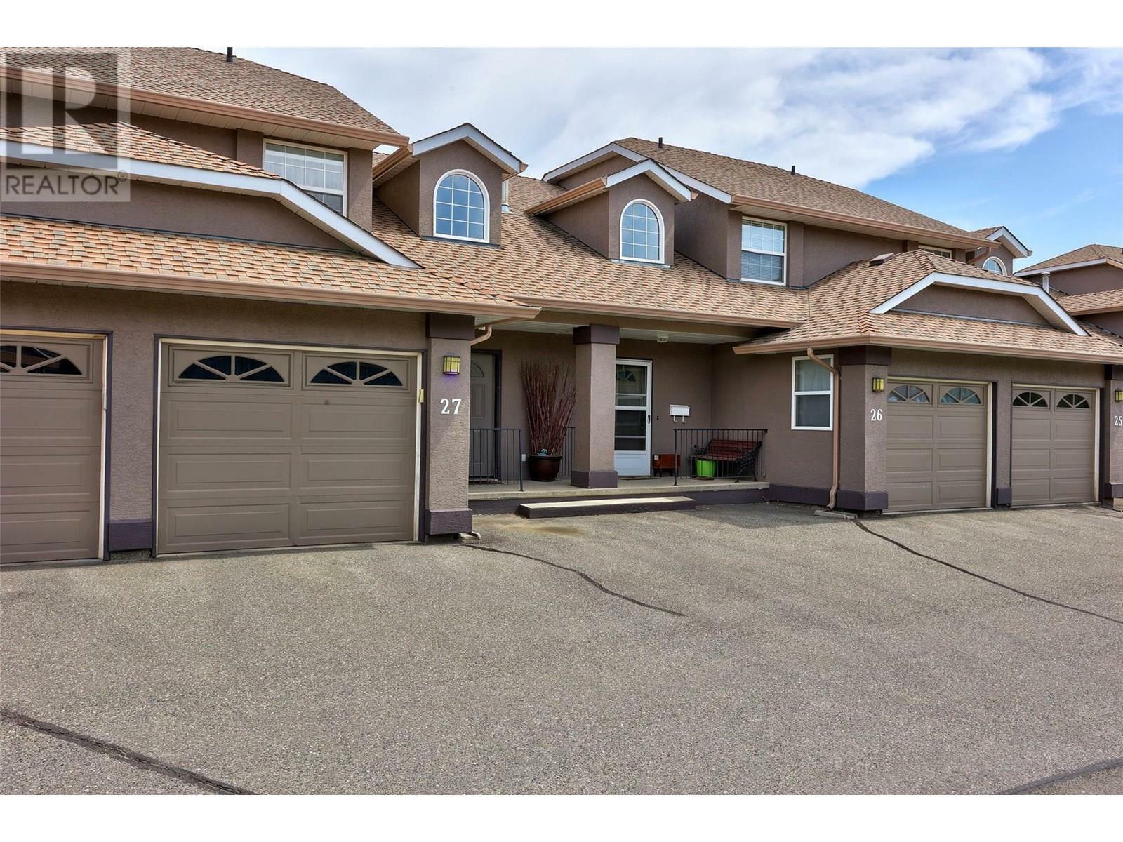 Property Photo: 1750 McKinley Court 27 BC V2E 2N5