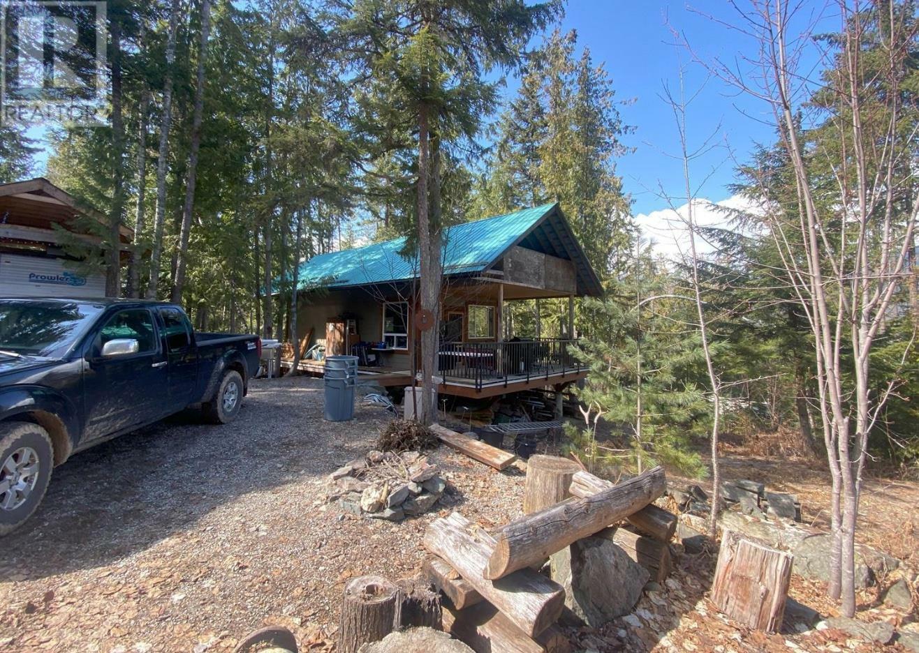 Photo de la propriété: 4972 Eagle Bay Road BC V0E 1T0