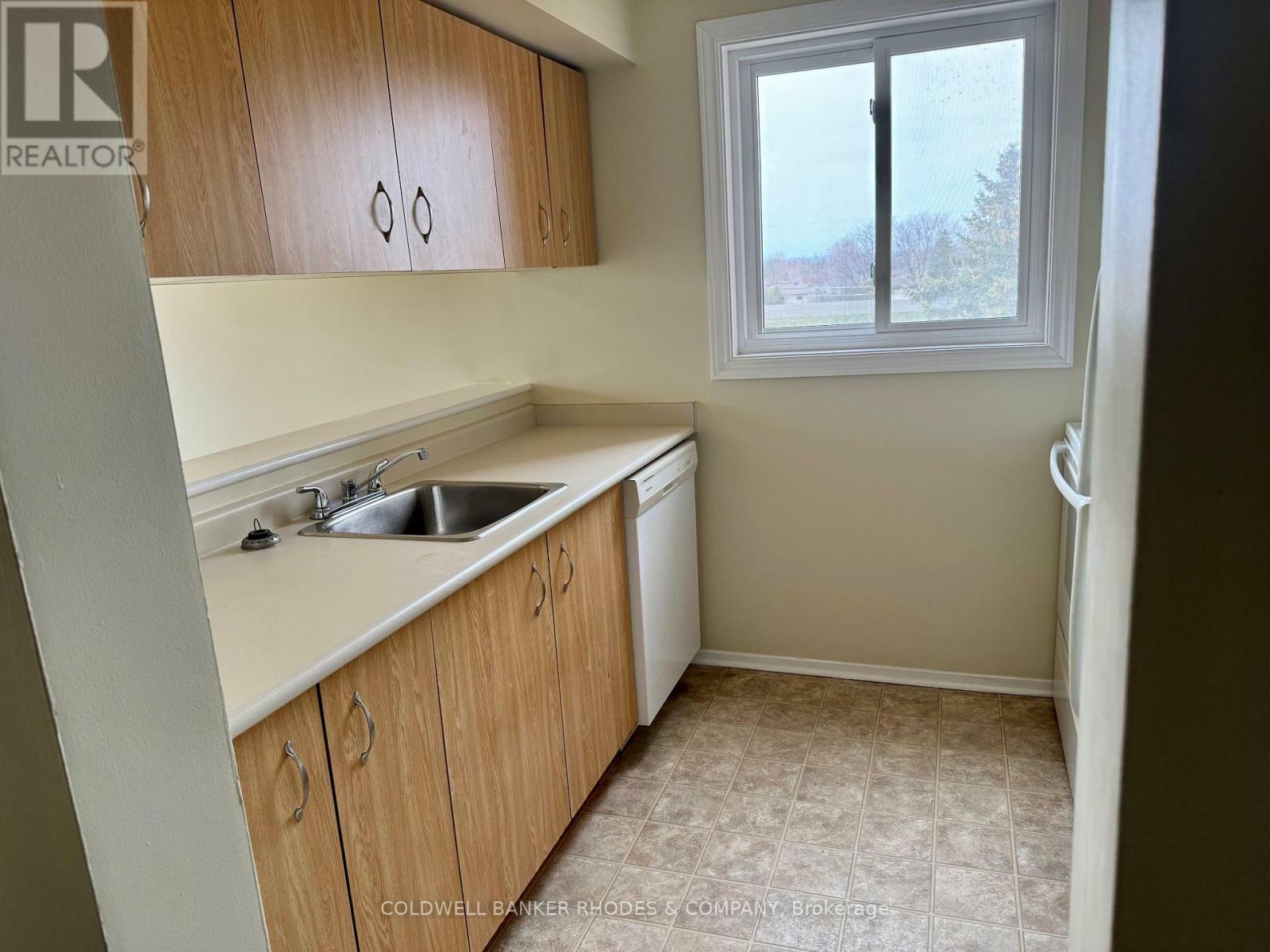 Property Photo: 325 Centrum Boulevard 404 ON K1E 3W8