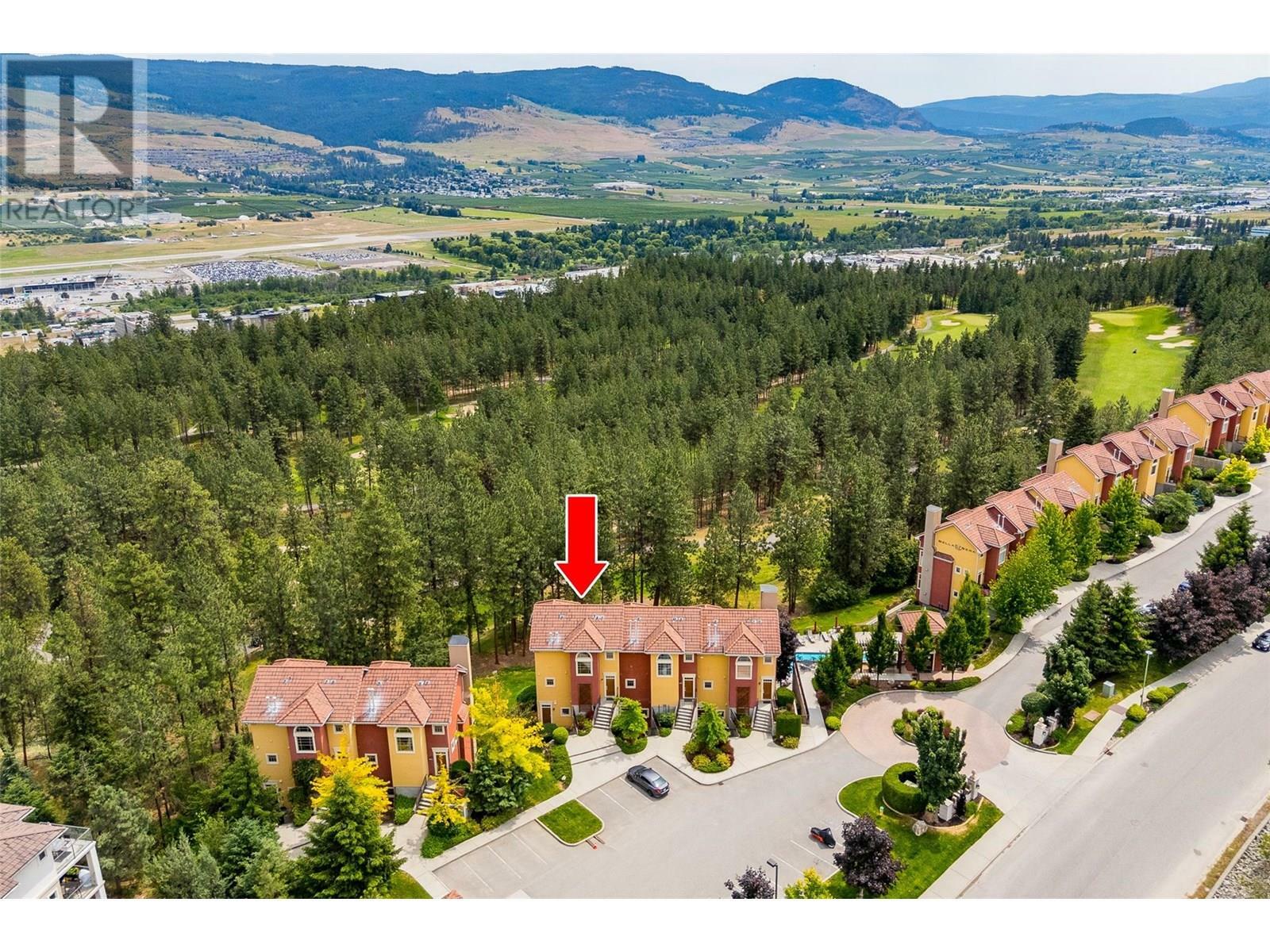 Property Photo: 1795 Country Club Drive 203 BC V1V 1V9