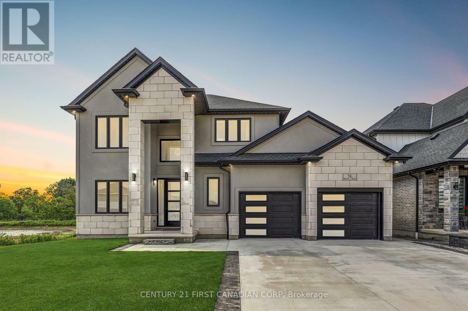 Photo de la propriété: 36 Royal Crescent ON N5P 0G5