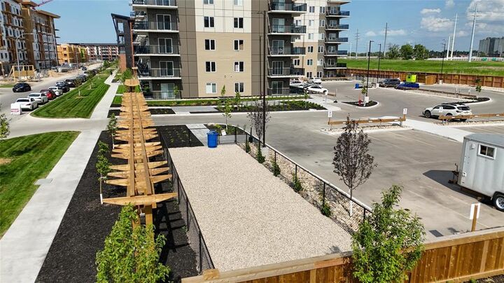 Property Photo: 635 Ballantrae Drive MB R3T 6K4