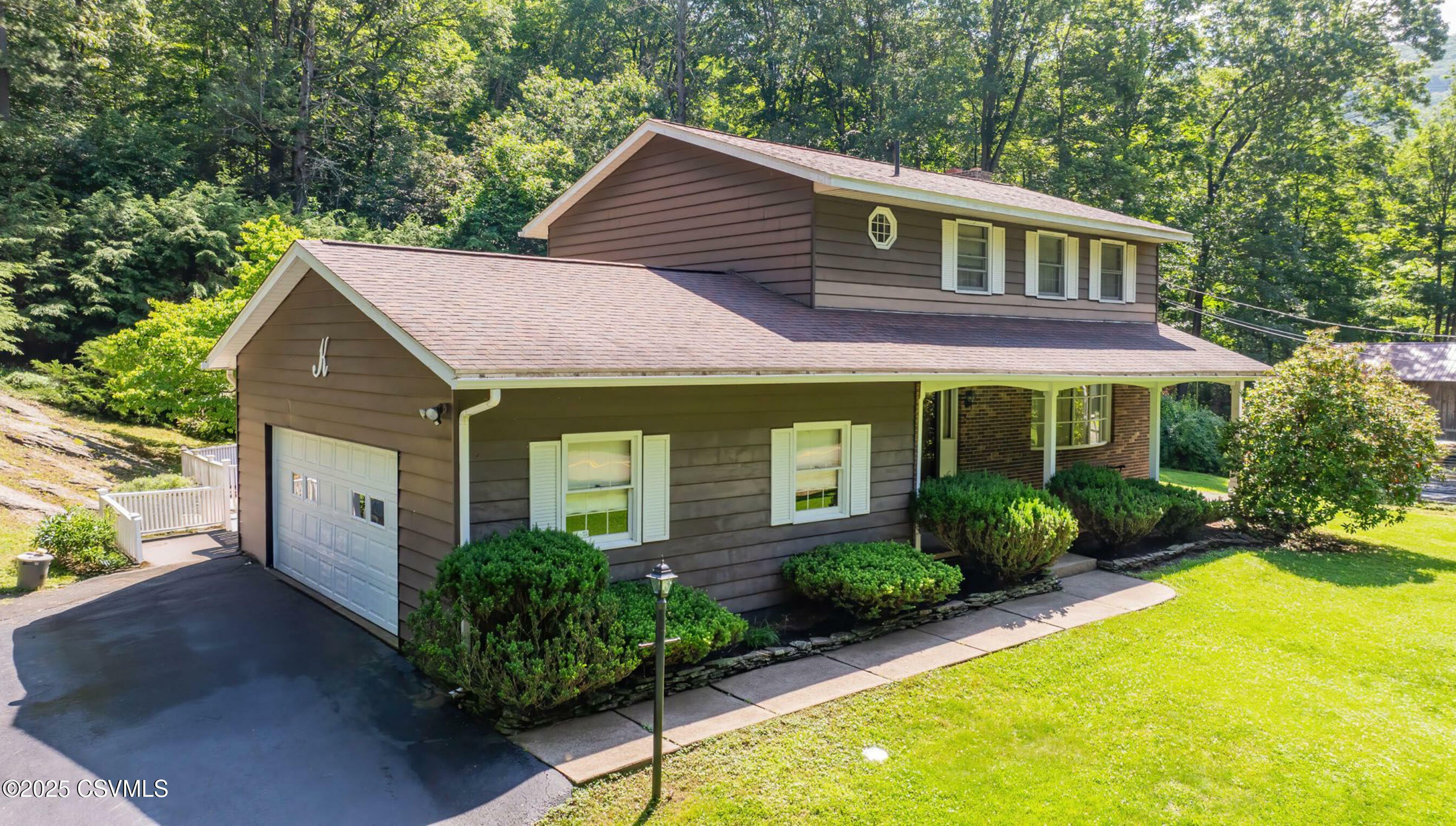 Property Photo: 39 McKendree Road PA 18655