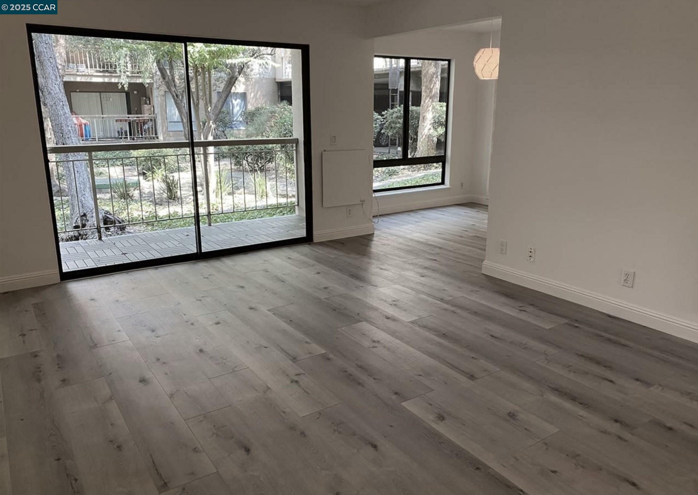 Property Photo: 440 N Civic Dr 105 CA 94596