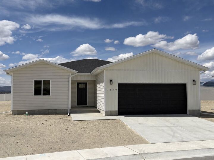 Property Photo:  1266 Primrose Lane  NV 89801 