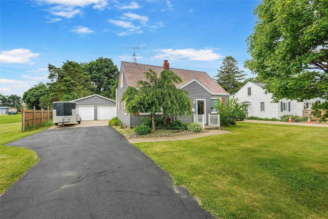 1110 Ford Avenue  Erie PA 16505 photo