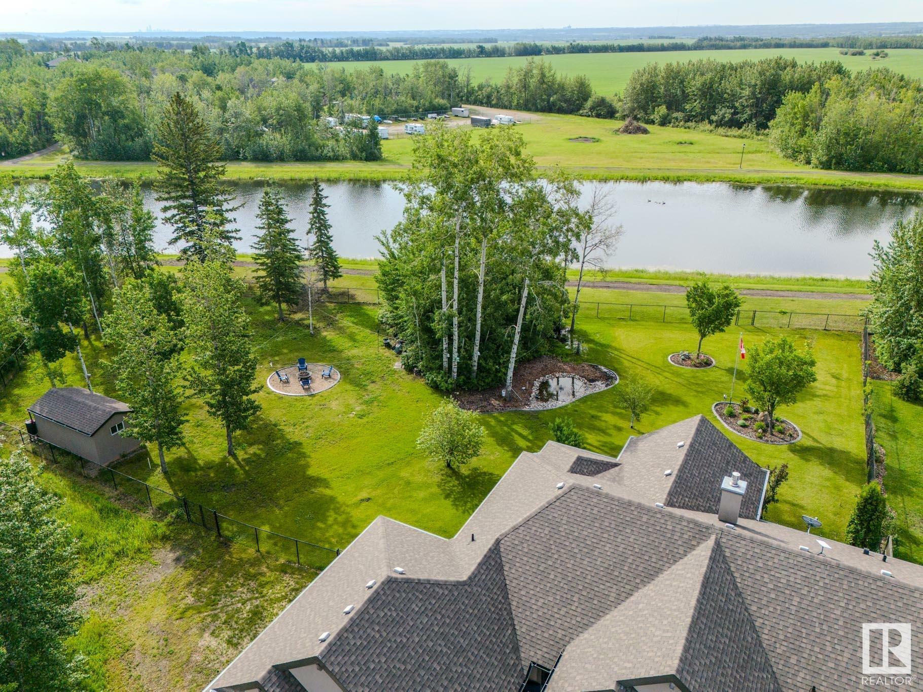 Property Photo: 53521 Rge Road 272 5B AB T7X 3M5