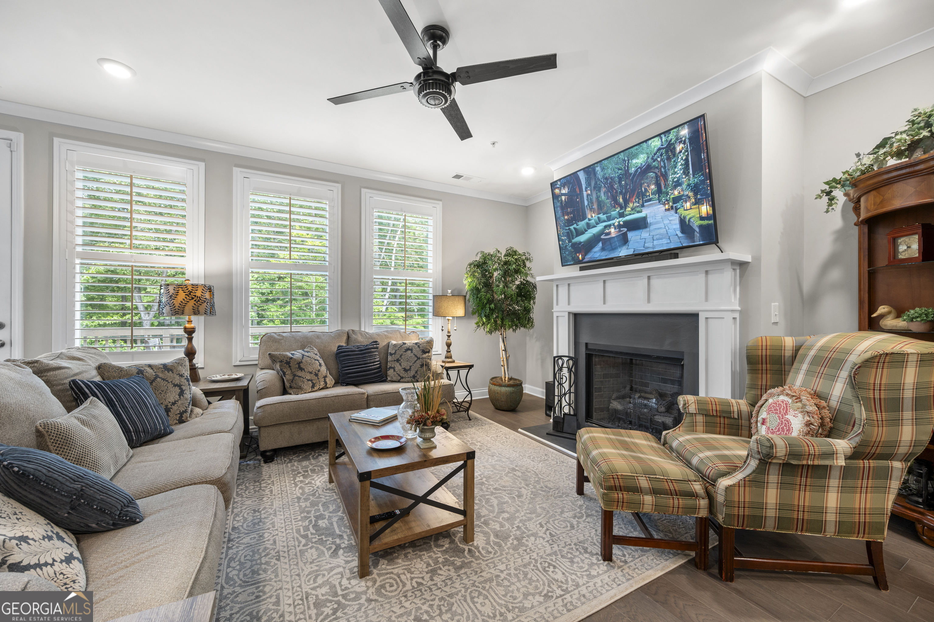 Property Photo: 402 Retreat Lane GA 30114