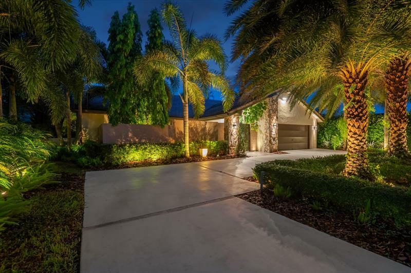 Property Photo: 9700 NW 10th St FL 33322