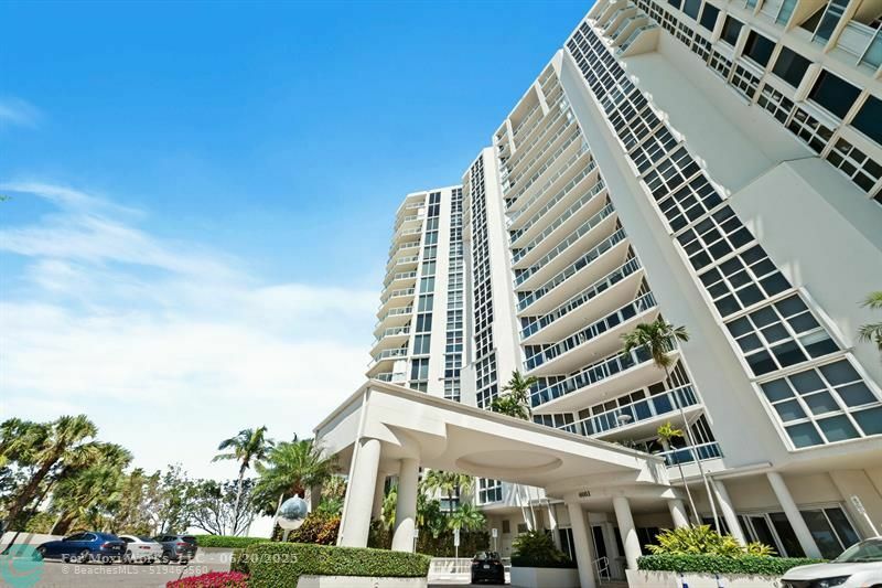 Property Photo: 6051 N Ocean Dr 601 FL 33019
