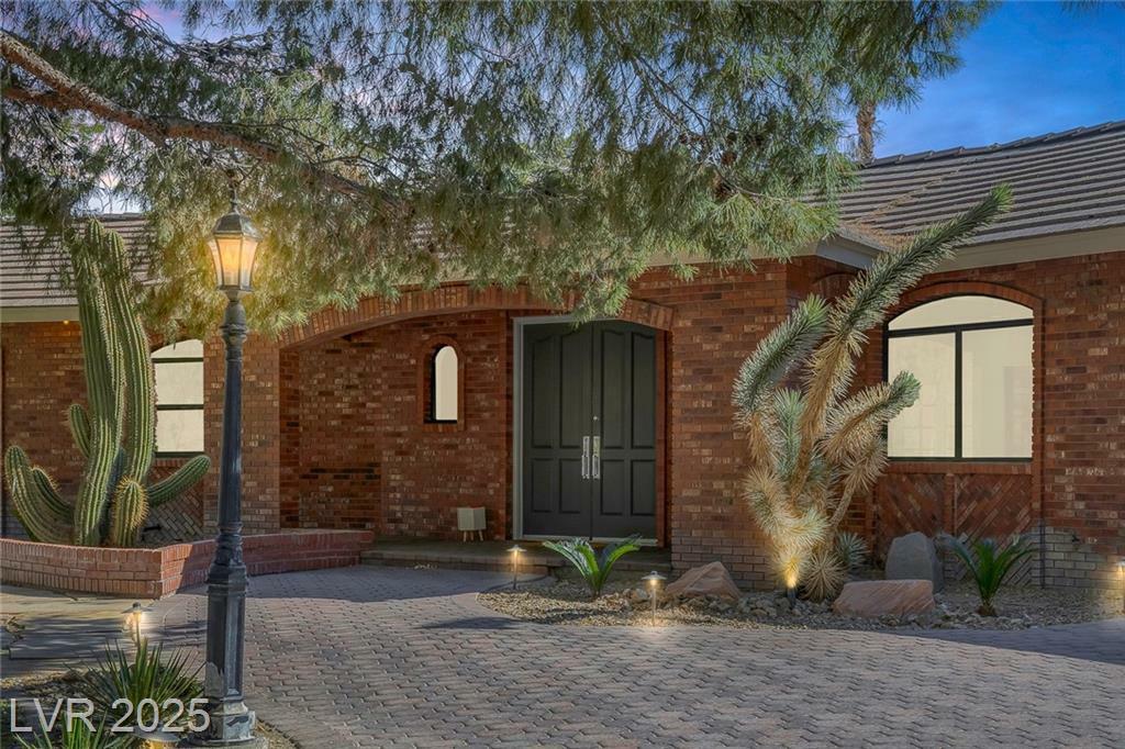 Property Photo: 9 Quail Run Road NV 89014