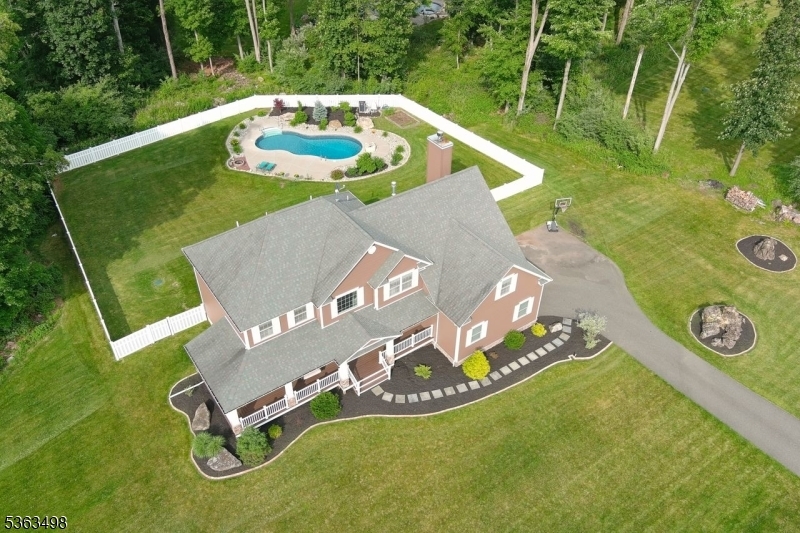 24 Eagles Nest Rd  Green Twp. NJ 07860 photo