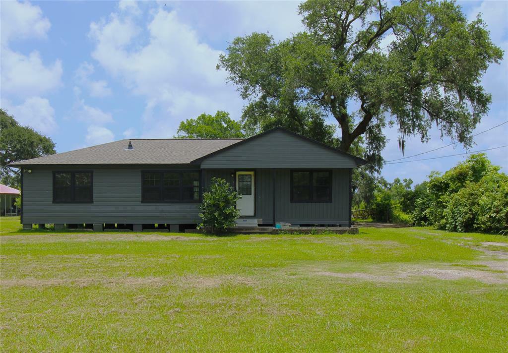Property Photo: 6615 Live Oak Drive TX 77541