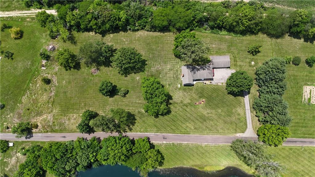 Property Photo:  27 Partridge Drive  MO 64401 