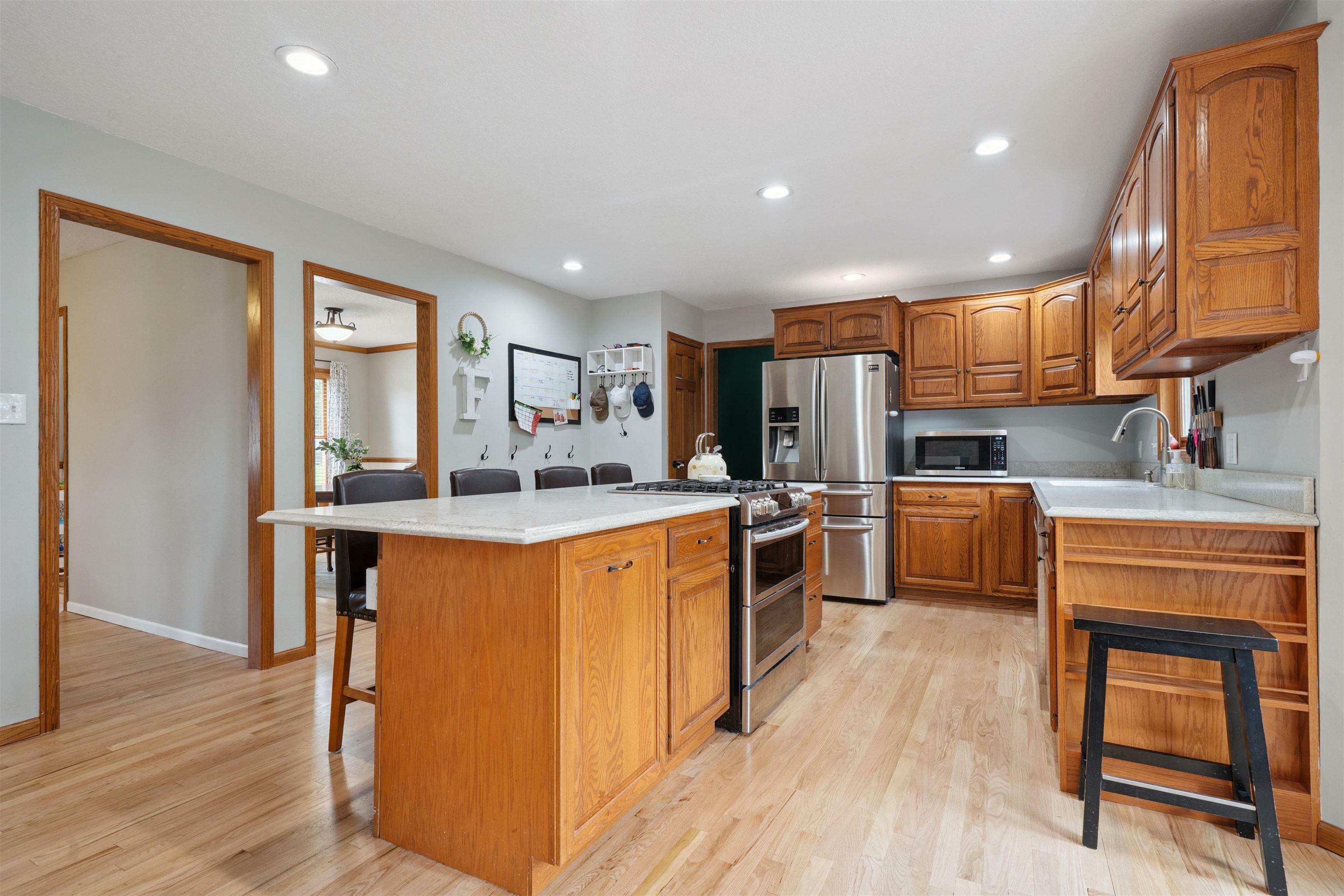 Property Photo: 1608 Hillside Ave IA 50677