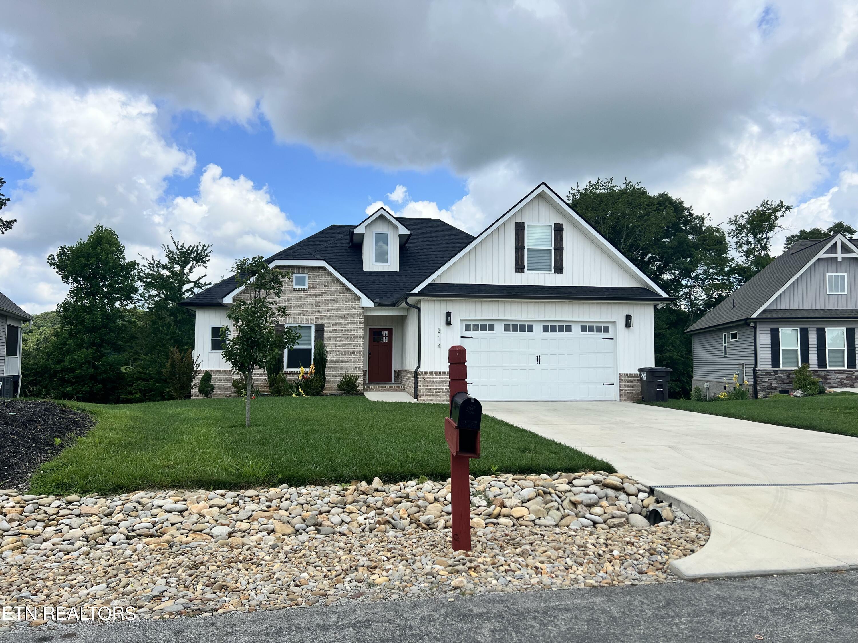 Property Photo: 214 Nuhya Trace TN 37774
