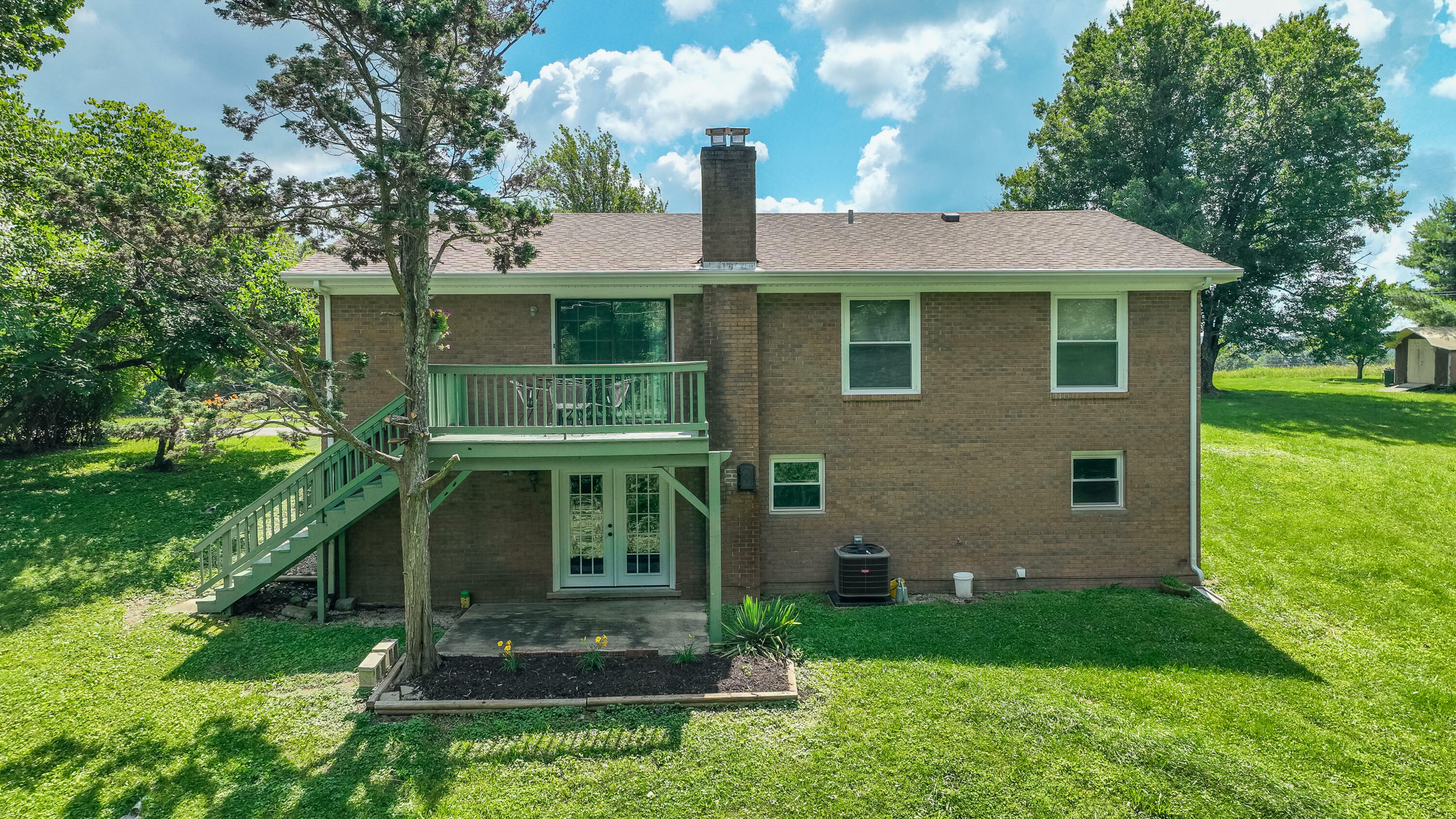 Property Photo: 150 Redbud Drive KY 40403