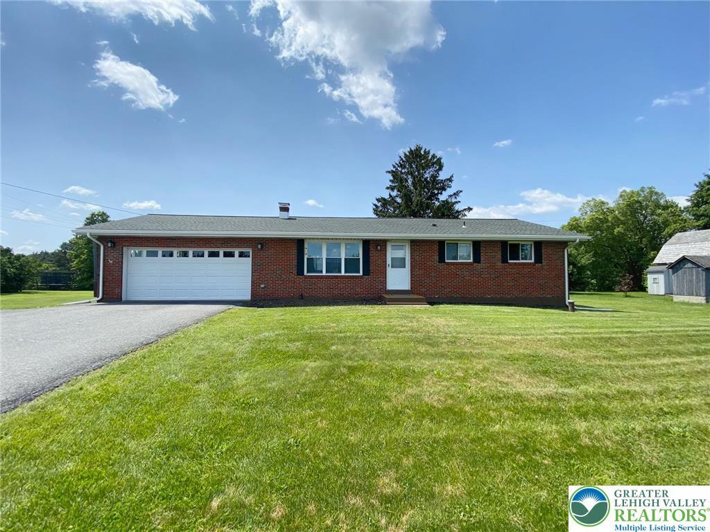 Property Photo: 3111 Pheasant Drive PA 18067
