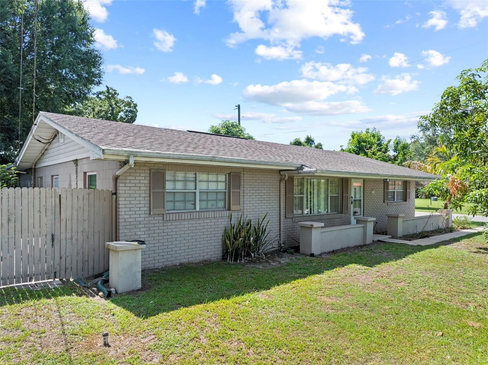 Property Photo:  2800 Sunset Drive NW  FL 33881 