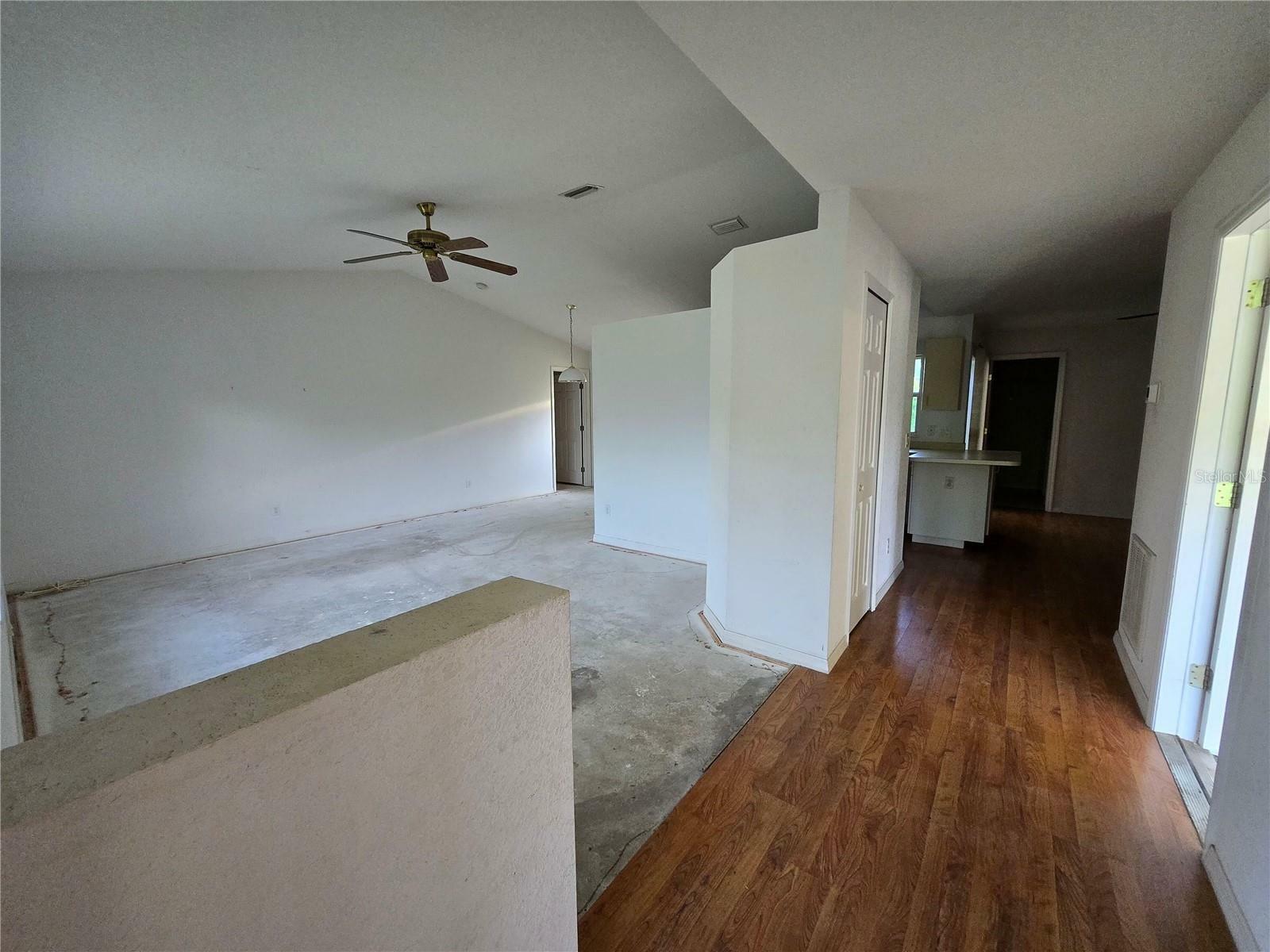 Property Photo: 4900 Hurley Avenue FL 34288