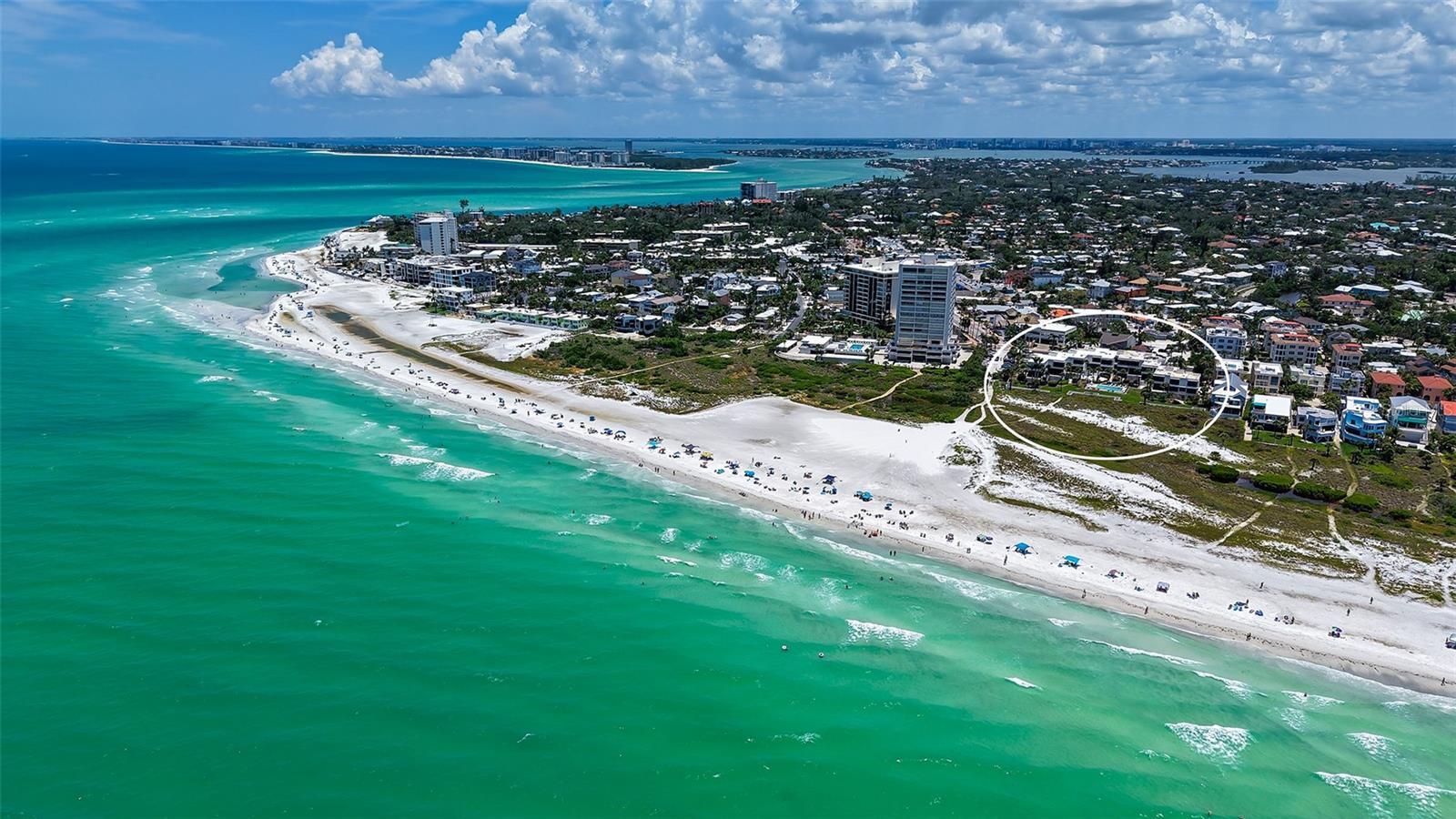 Property Photo: 222 Beach Road 7 FL 34242