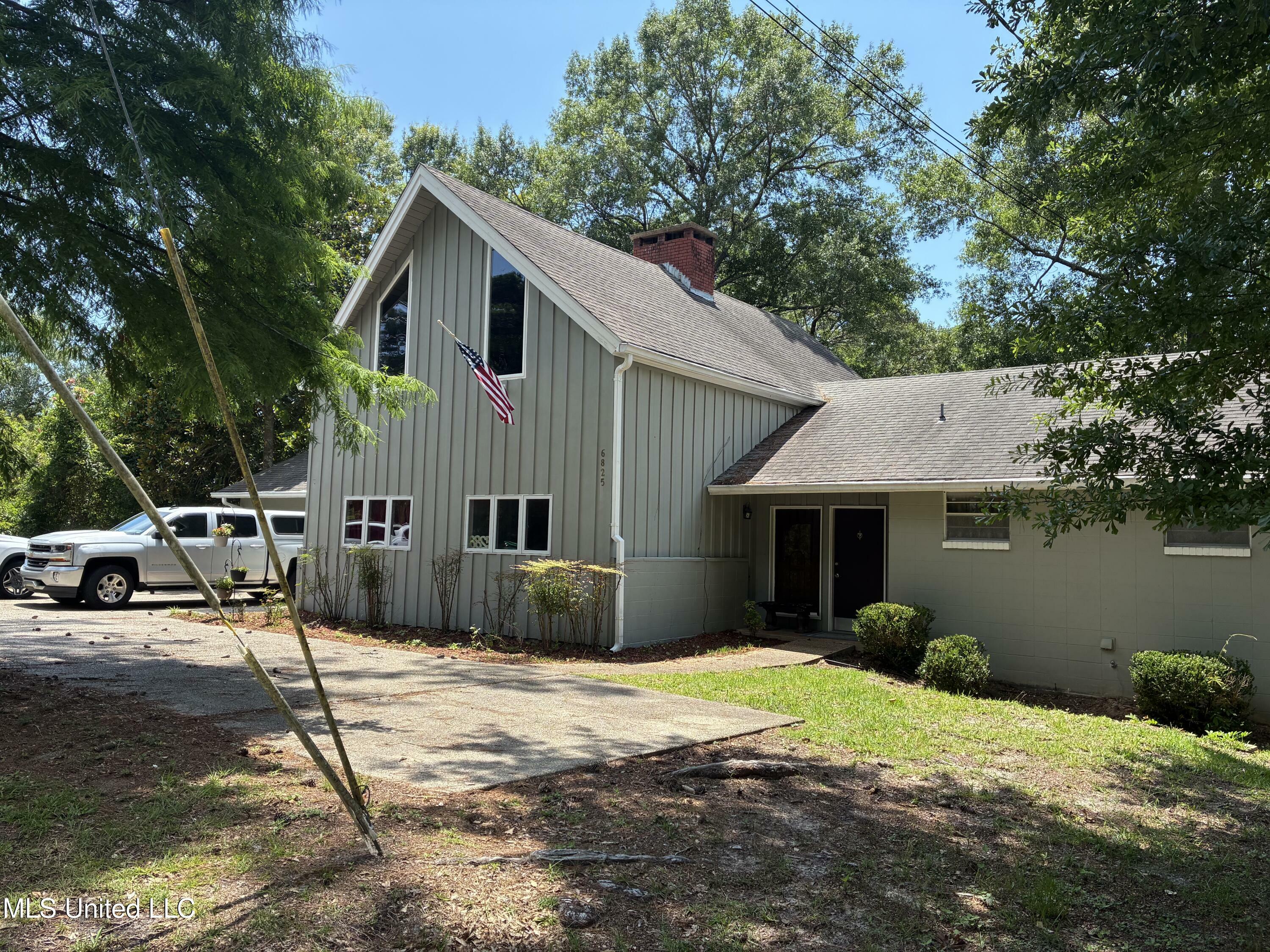 6825 Shore Drive  Ocean Springs MS 39564 photo