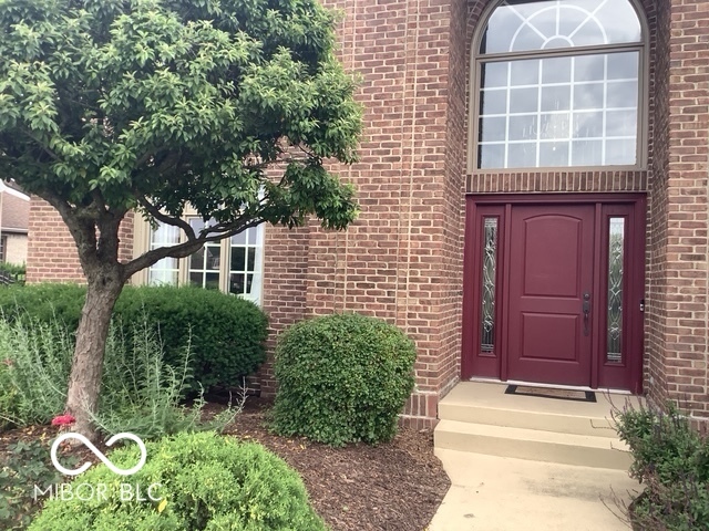 Property Photo: 1273 Helford Lane IN 46032