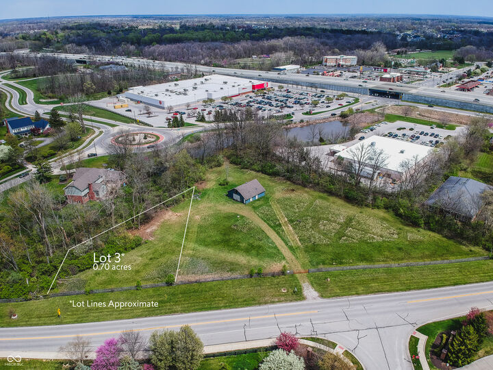 Property Photo: 1452 E Greyhound Pass E IN 46032