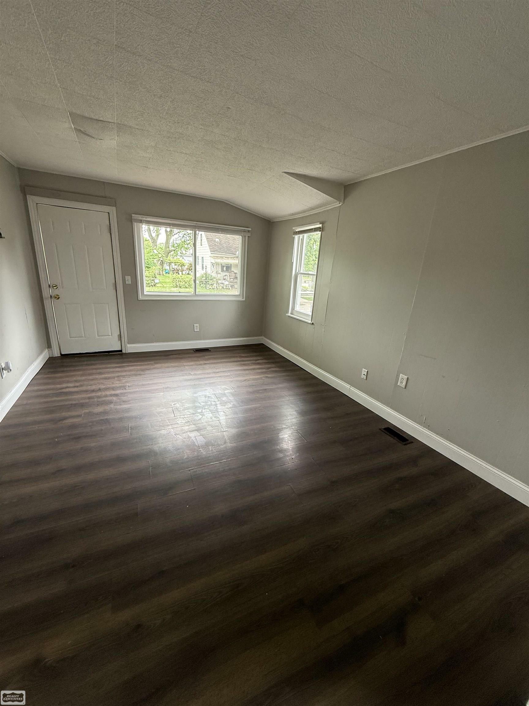 Property Photo: 11011 Dodge Avenue MI 48089