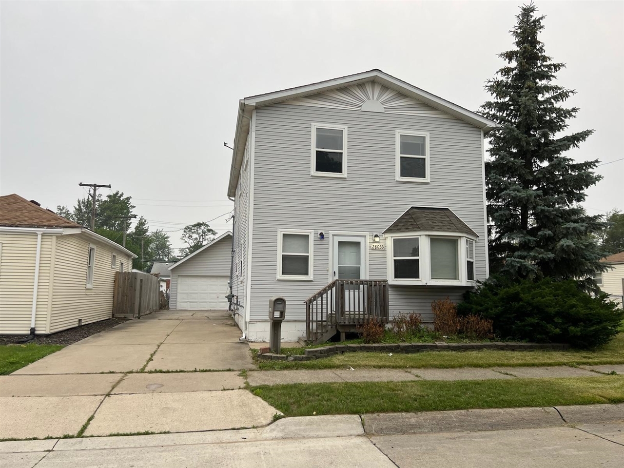 28033 Rosemont Street  Roseville MI 48066-2435 photo