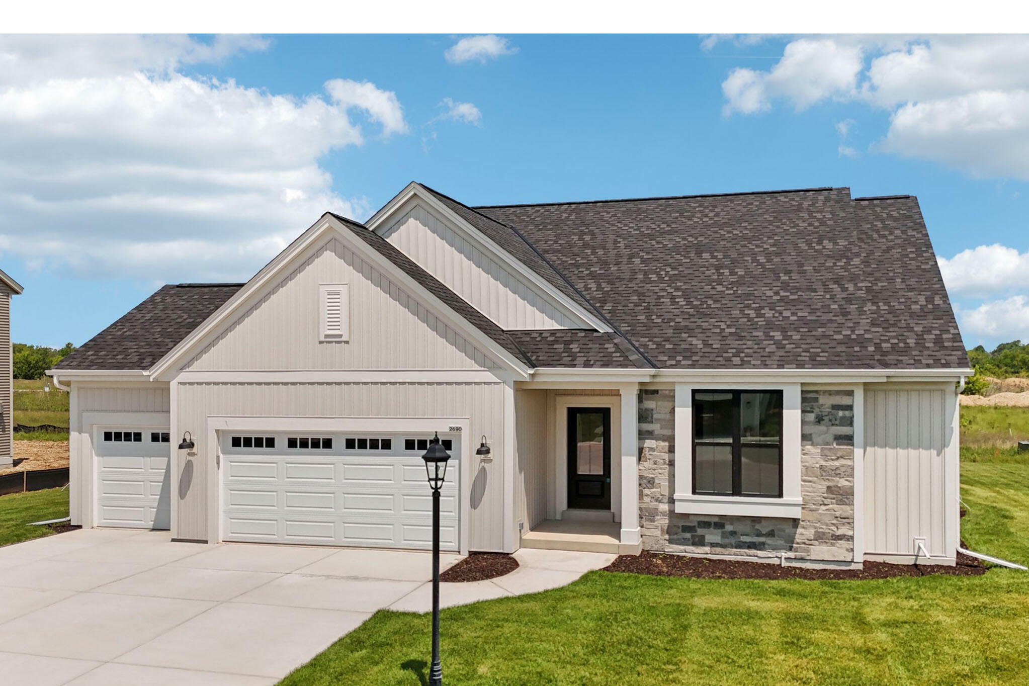 2690 Mapleton Ave  East Troy WI 53120 photo