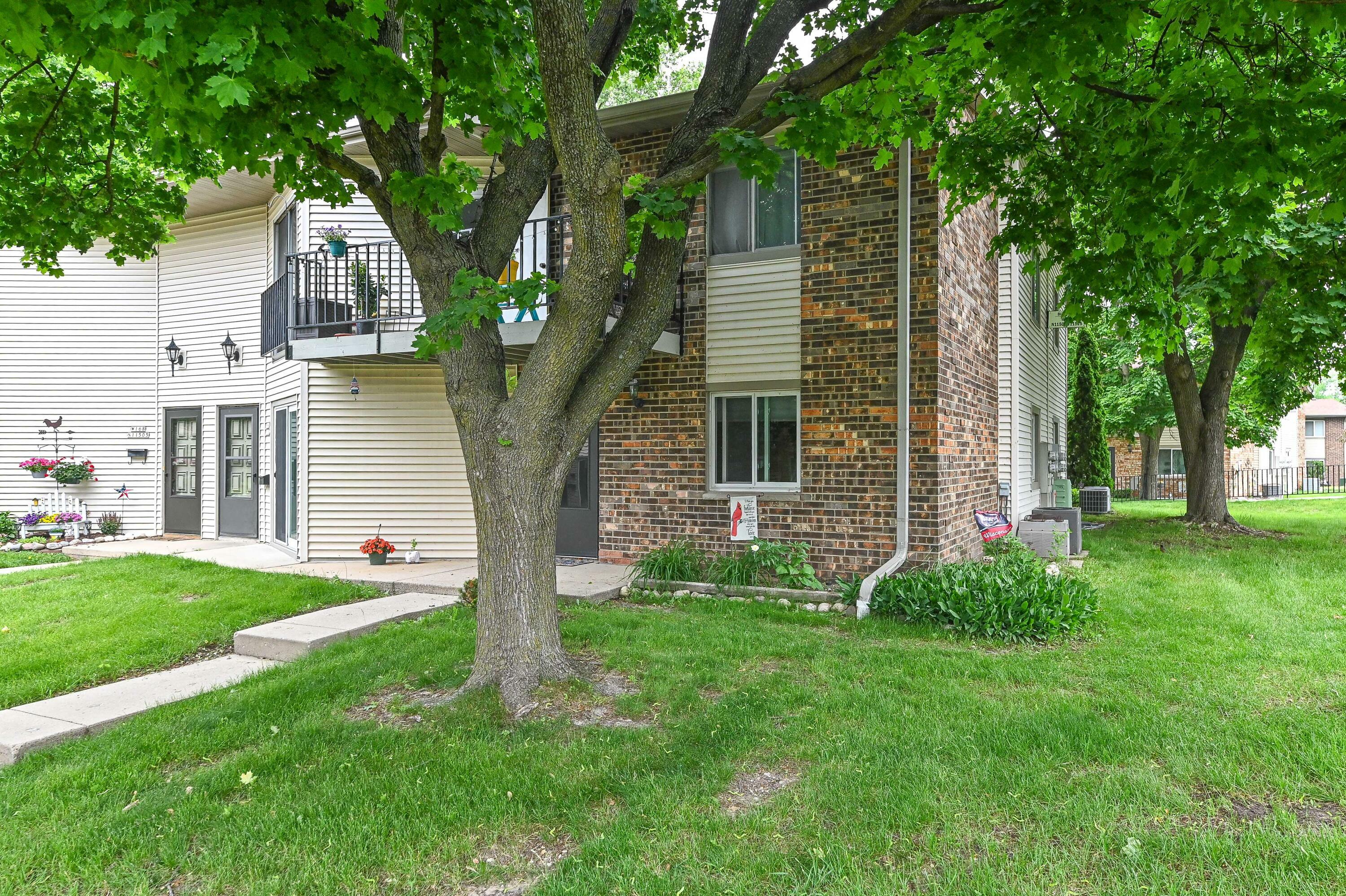 Property Photo:  W168n11501 El Camino Dr 2  WI 53022 