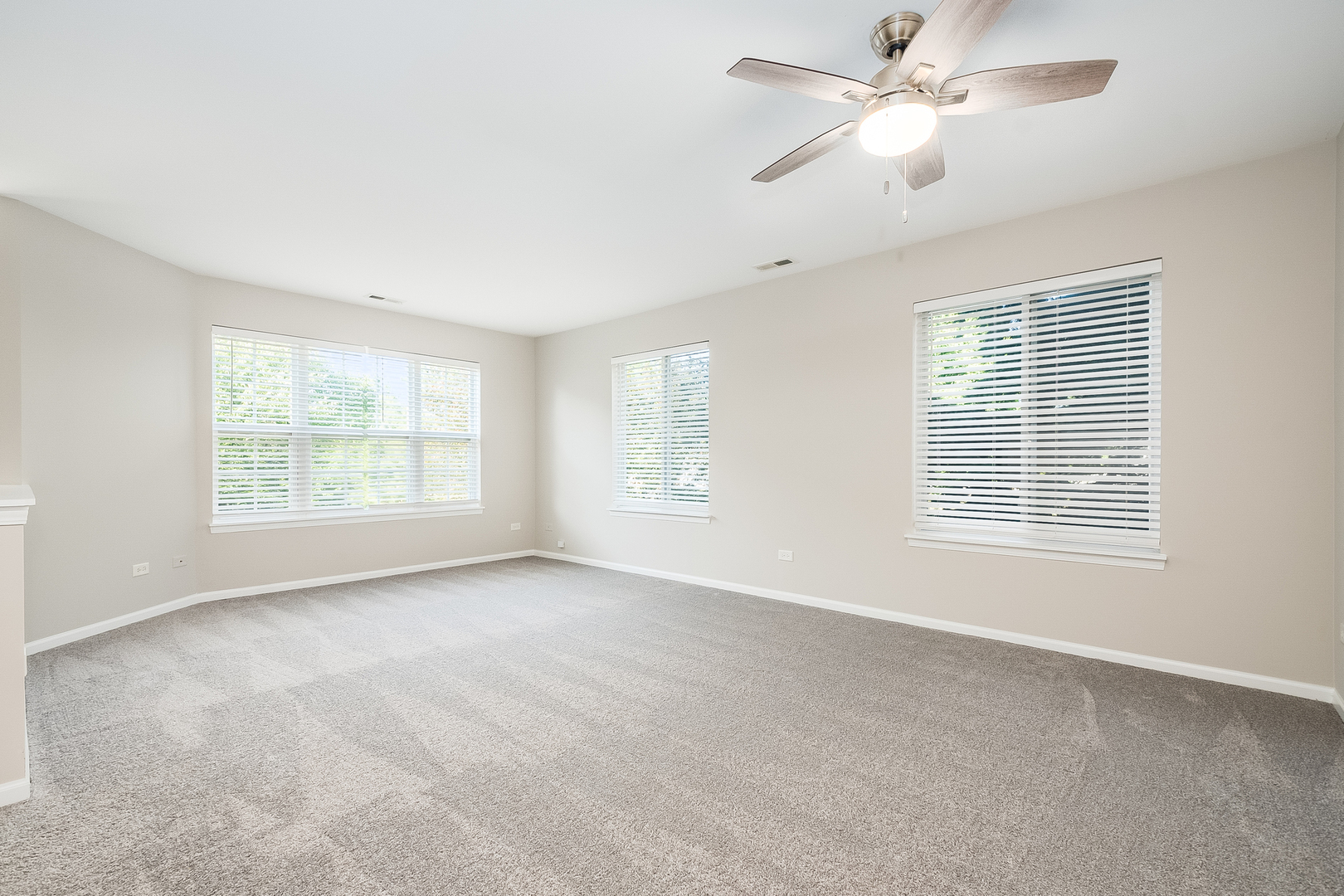 Property Photo: 2614 Canyon Drive IL 60586