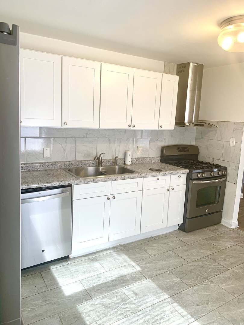 Property Photo: 2053 219th Place IL 60411