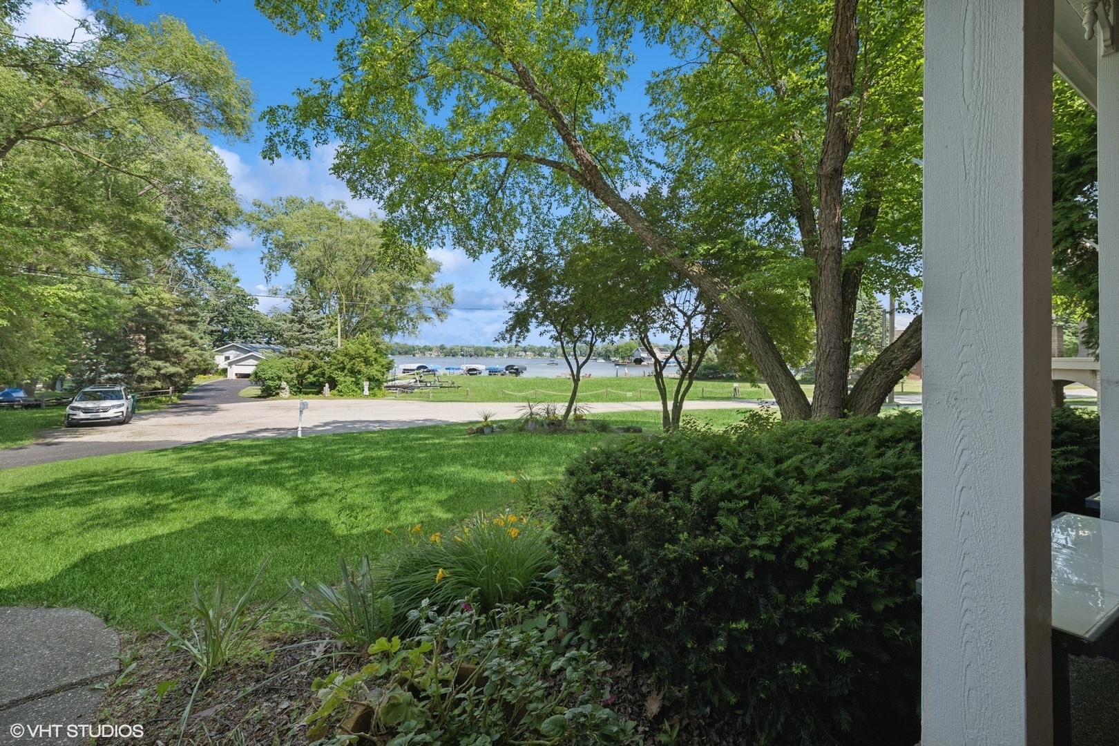 Property Photo: 42 N Holly Avenue IL 60020