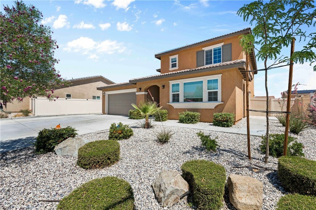 Property Photo: 10346 Katelyn Court CA 92301