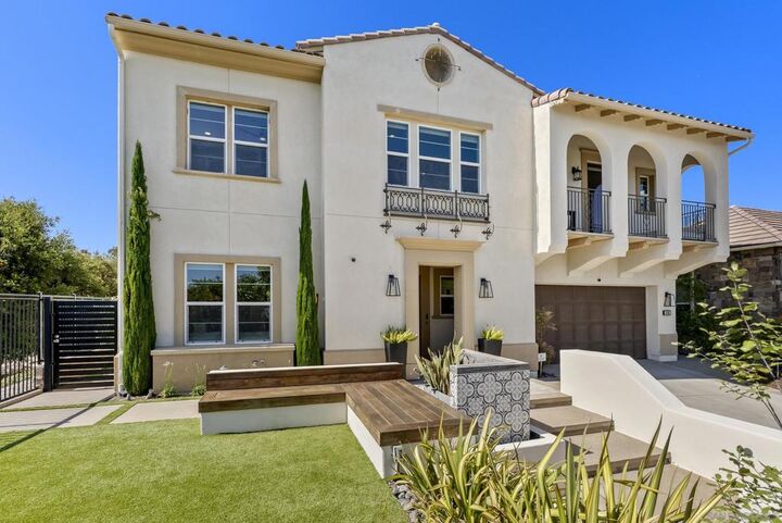 Property Photo:  4706 Chase Ct  CA 92010 