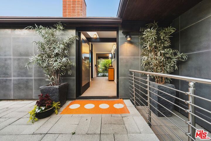 Property Photo:  2718 Claray Drive  CA 90077 