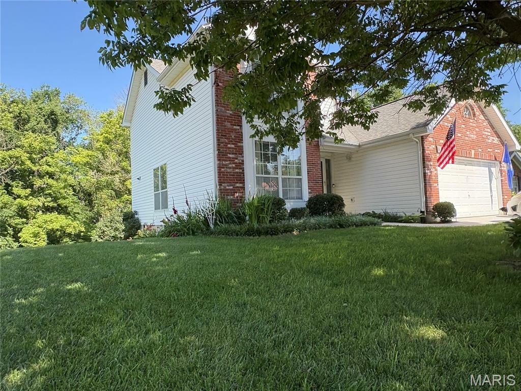 Property Photo: 211 Sheffield Court IL 62208