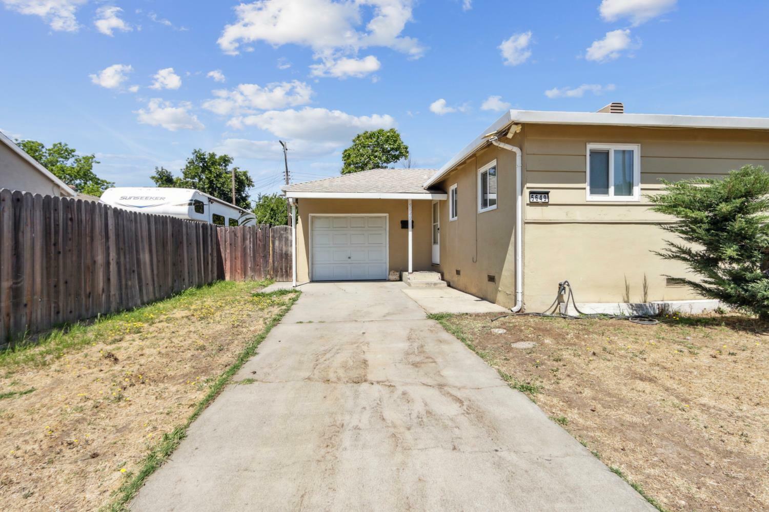 Property Photo: 5649 Rio Verde Way CA 95660