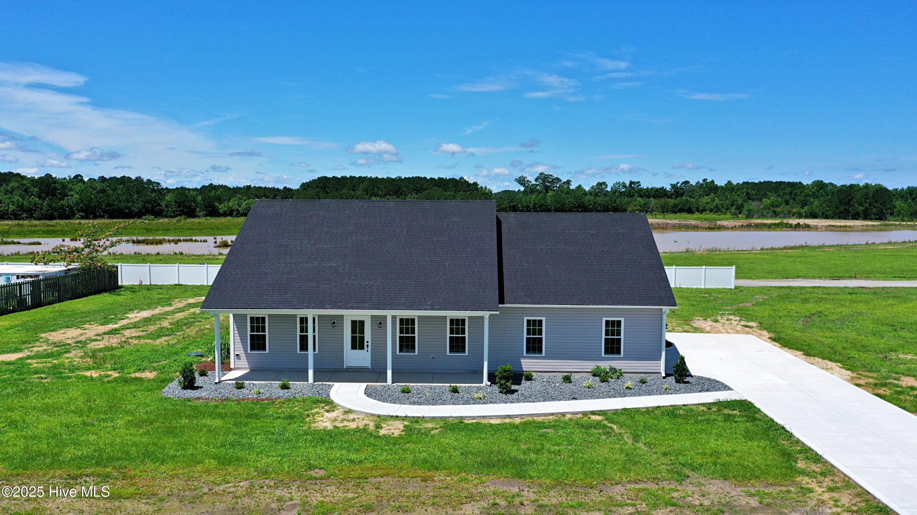Property Photo: 79 Sterling Acres N NC 28455