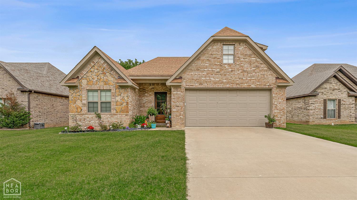 Property Photo: 4357 Cypress Pointe Lane Lane AR 72405