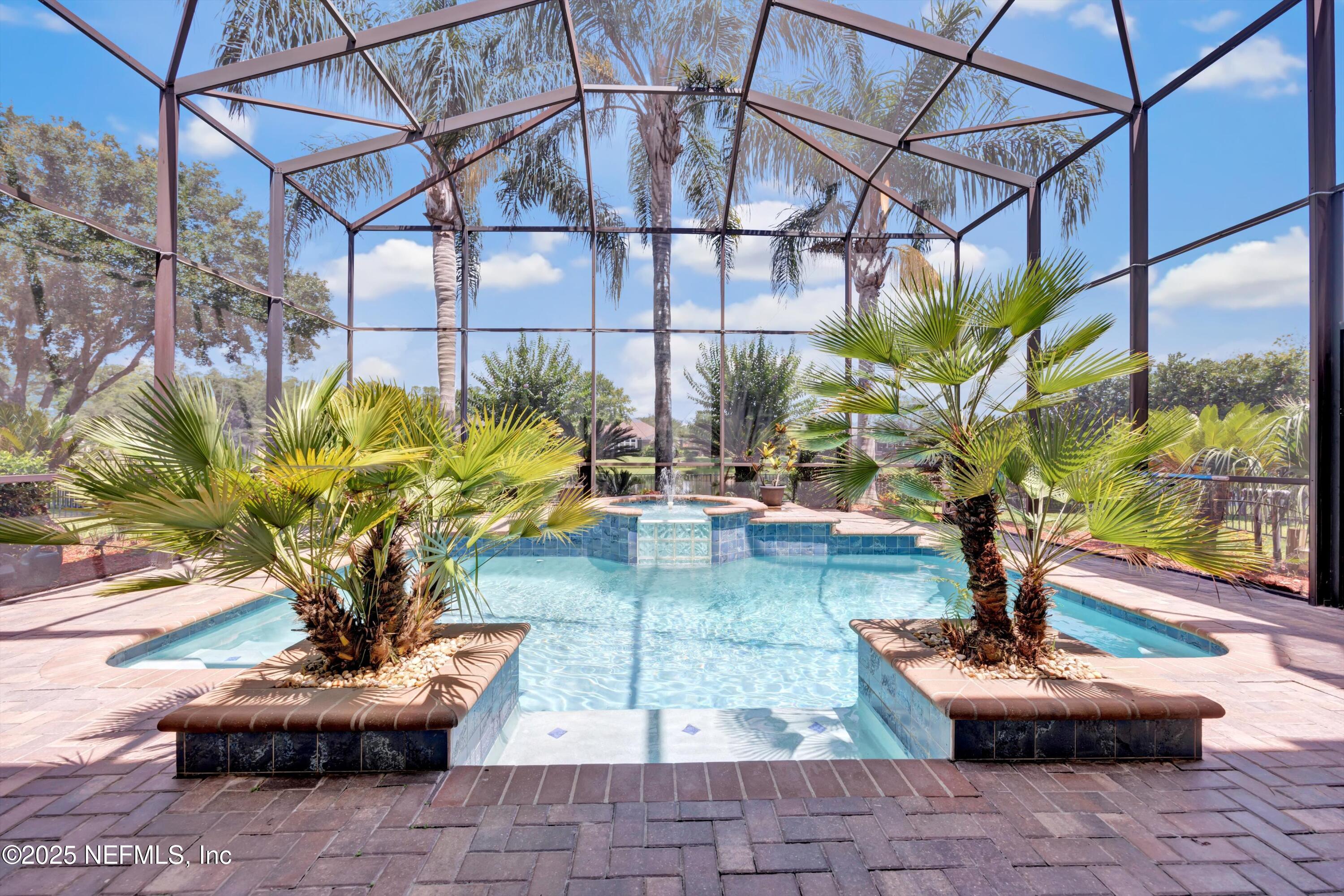 Property Photo:  168 Pinehurst Pointe Drive  FL 32092 