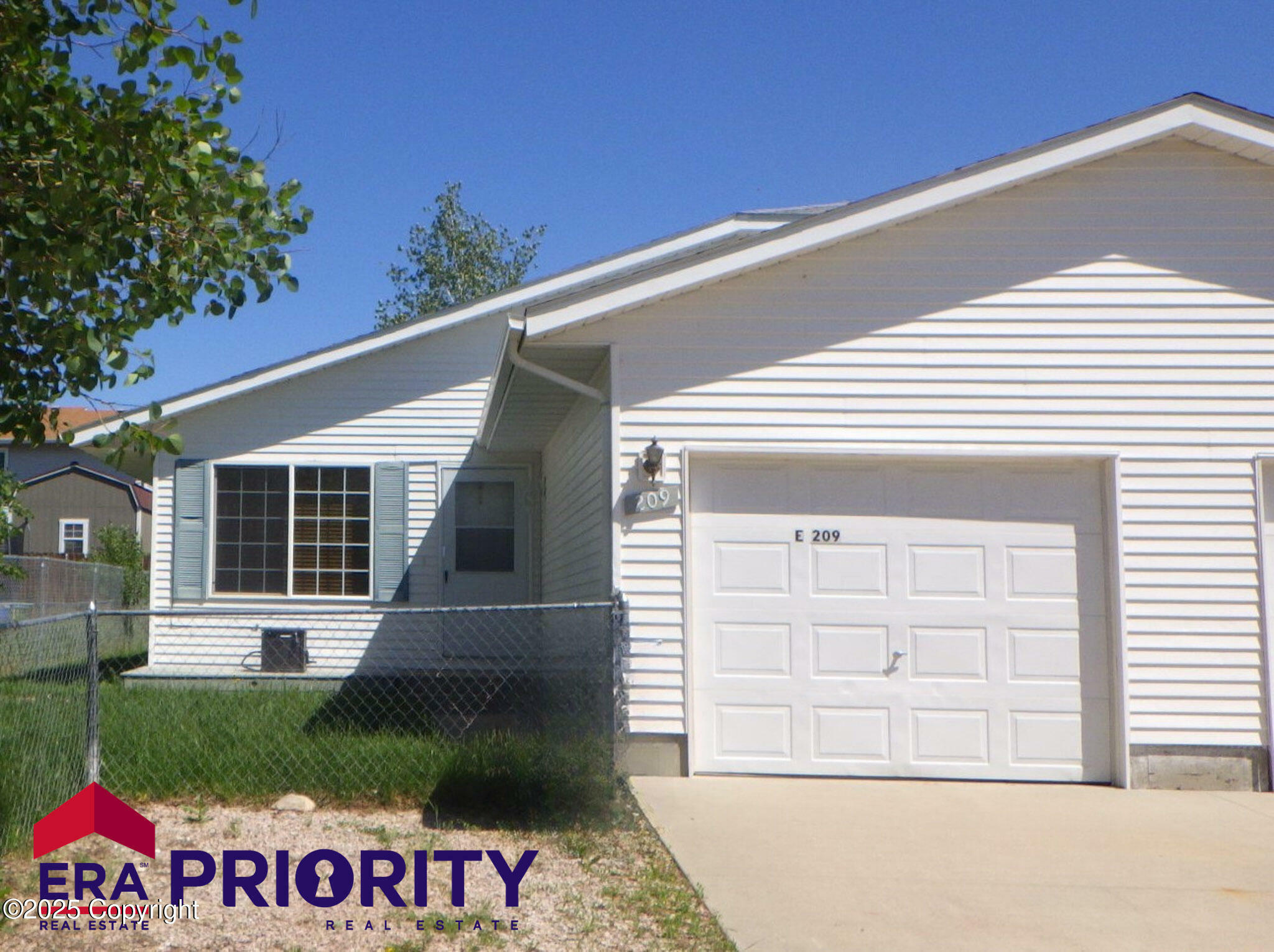 209 E Timothy St -  Gillette WY 82718 photo