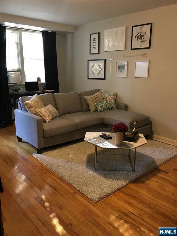 Property Photo:  44 Union Street 3  NJ 07042 
