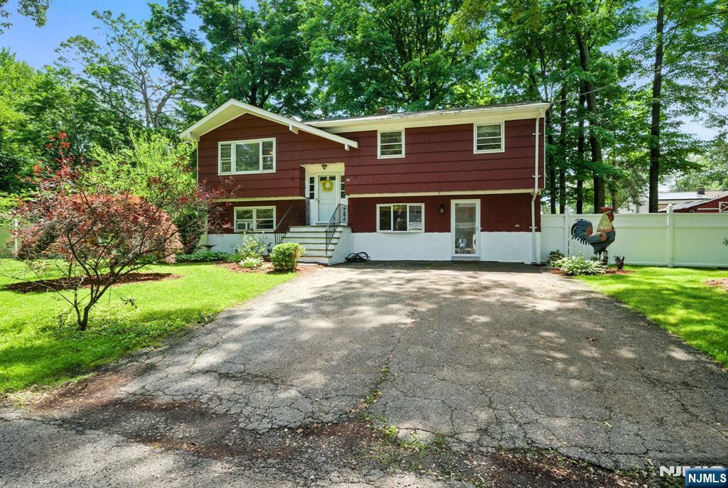 54 Pine Lane  West Milford NJ 07480 photo