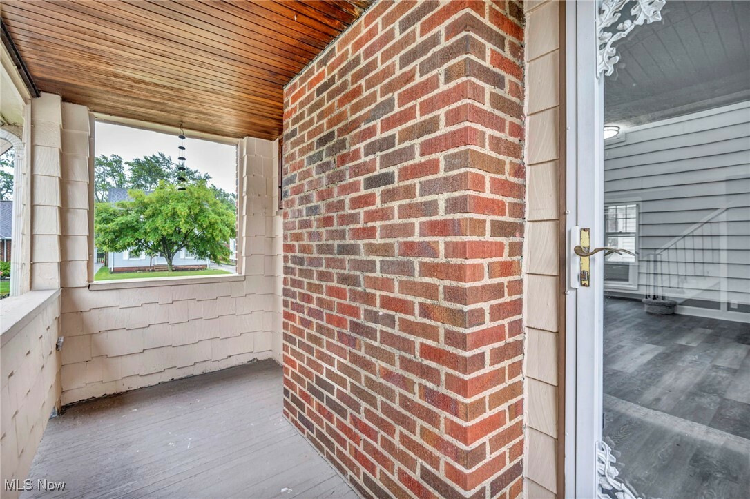 Property Photo: 1272 Avondale Road OH 44121